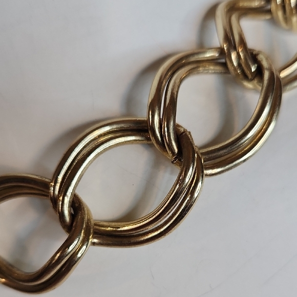 Ann Taylor Gold Doubke Link Necklace Adjustable 18-26" - Picture 4 of 8